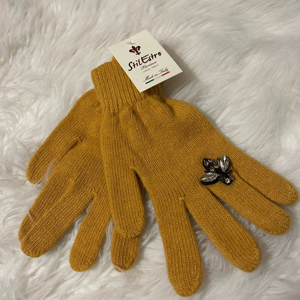 Embellished Tan Gloves